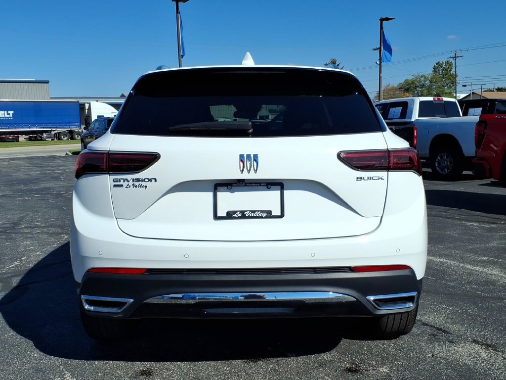 Used 2024 Buick Envision Preferred AWD/4WD image 15