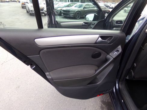 Used 2013 Volkswagen Golf TDI FWD image 13