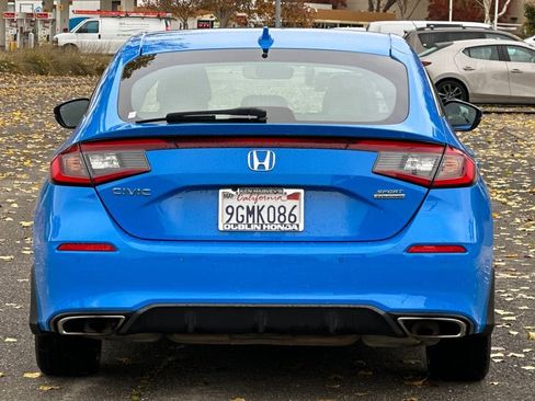 Used 2023 Honda Civic Sport image 5