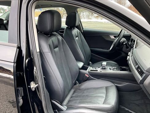 Used 2017 Audi A4 2.0T Premium w/ Convenience Package image 7