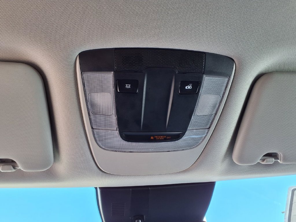 Used 2025 Kia Sportage LX FWD image 24