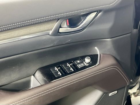 Used 2025 MAZDA CX-5 Signature image 17