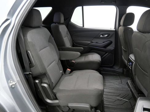 Used 2023 Chevrolet Traverse LT w/ LPO, Floor Liner Package AWD/4WD image 17