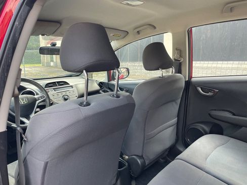 Used 2013 Honda Fit image 32