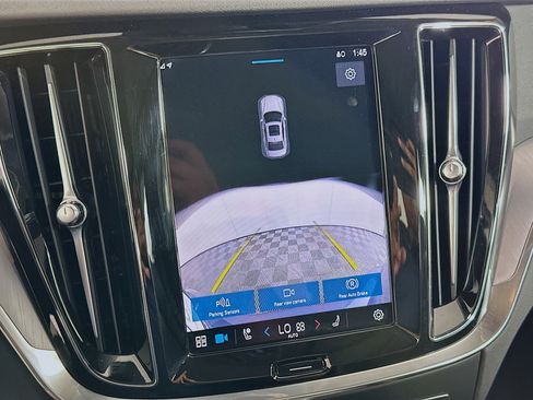 Used 2025 Volvo S60 B5 Core image 22