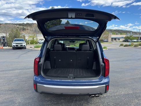 Used 2025 Kia Telluride S AWD/4WD image 10