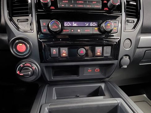 Used 2022 Nissan Titan PRO-4X w/ Off Road Protection Package image 20