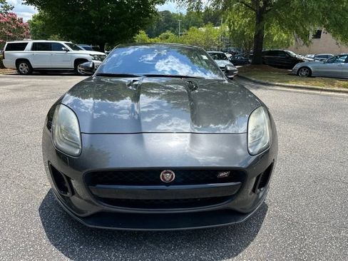 Used 2020 Jaguar F-TYPE Coupe RWD image 2