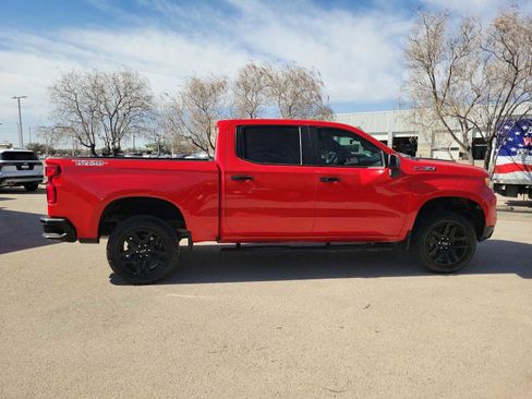Used 2024 Chevrolet Silverado 1500 LT Trail Boss w/ Convenience Package II image 9