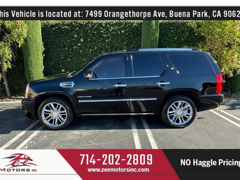 Used 2013 Cadillac Escalade Platinum AWD/4WD image 10