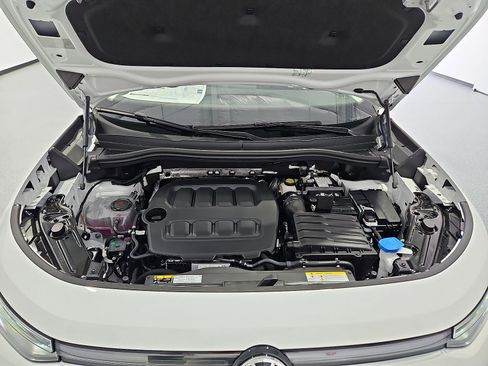 New 2026 Volkswagen Tiguan SE FWD image 11