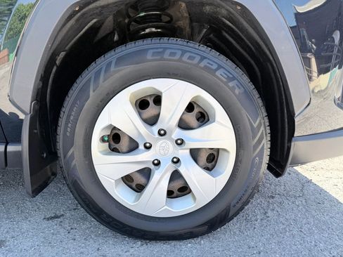 Used 2019 Toyota RAV4 LE w/ All Weather Liner Package AWD/4WD image 12