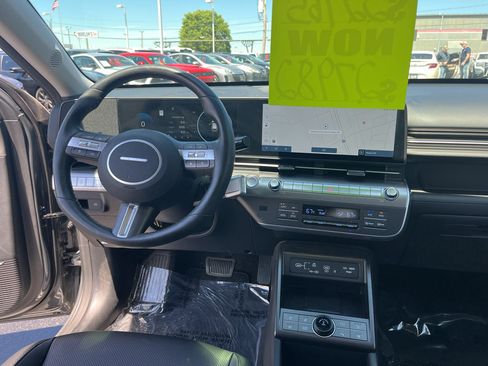 Used 2025 Hyundai Kona Limited AWD/4WD image 45