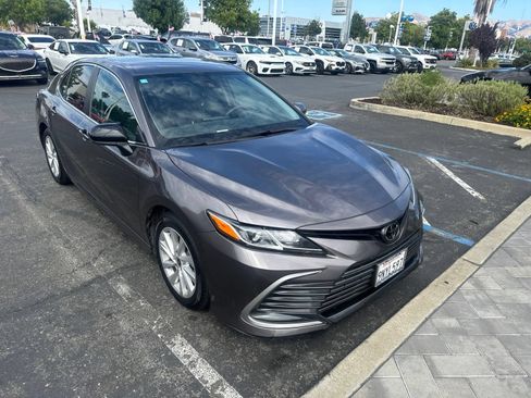 Used 2023 Toyota Camry LE FWD image 2