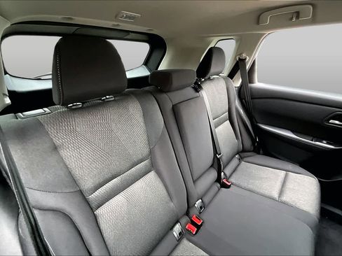 Used 2025 Nissan Rogue SV AWD/4WD image 19
