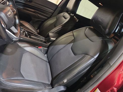 Used 2022 Jeep Compass Altitude w/ Convenience Group image 13