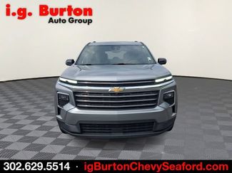 Used 2024 Chevrolet Traverse LT FWD video 2
