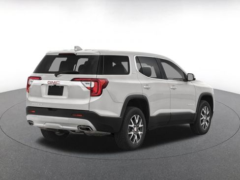 Used 2023 GMC Acadia SLT FWD image 2