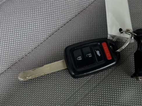 Used 2019 Honda CR-V LX image 36