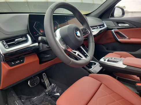 New 2026 BMW X1 xDrive28i w/ M Sport Package AWD/4WD image 20