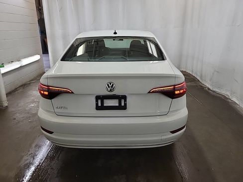 Used 2019 Volkswagen Jetta S w/ Driver Assistance Package FWD image 3