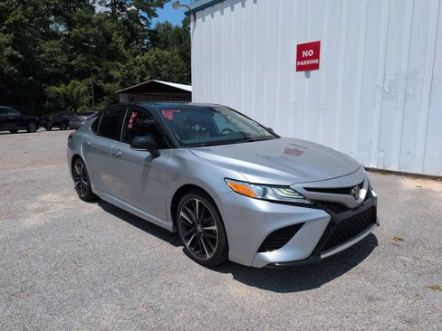 Used 2020 Toyota Camry XSE w/ Navigation Package FWD image 1