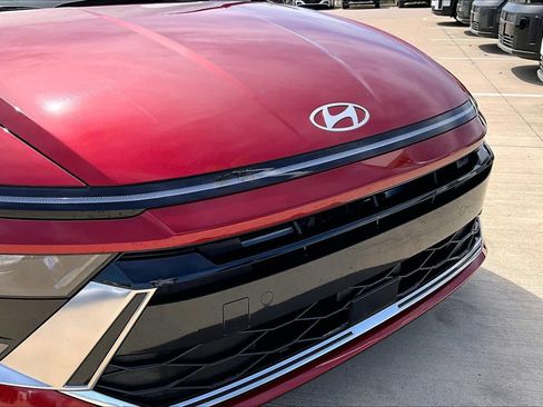 Certified 2025 Hyundai Sonata SEL image 28