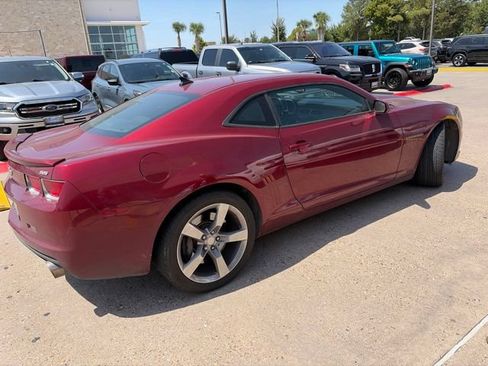 Used 2011 Chevrolet Camaro SS RWD image 3