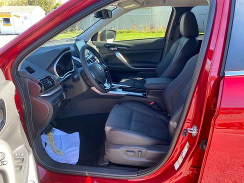 New 2026 Mitsubishi Eclipse Cross SE image 12