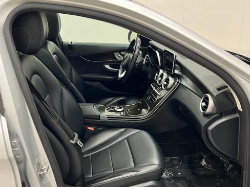 Used 2017 Mercedes-Benz C 300 4MATIC Sedan image 34