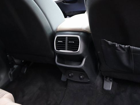 Used 2020 Hyundai Santa Fe SEL image 14