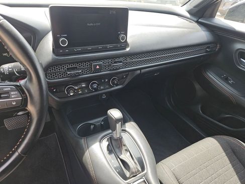 Used 2025 Honda HR-V Sport image 20