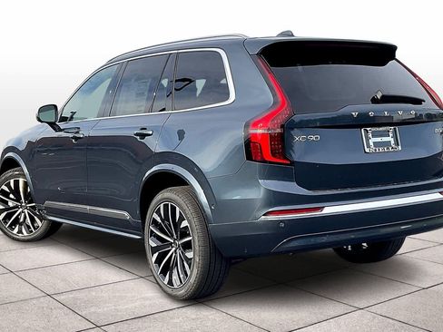 New 2026 Volvo XC90 B5 Plus image 3