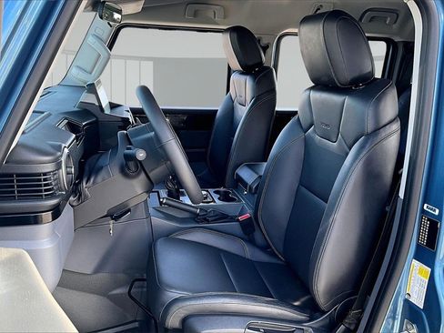 Used 2024 INEOS Grenadier Fieldmaster Edition image 19