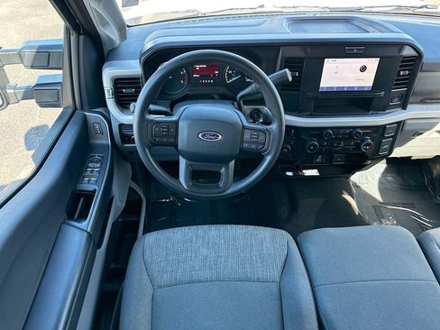 Used 2025 Ford F250 XLT image 21
