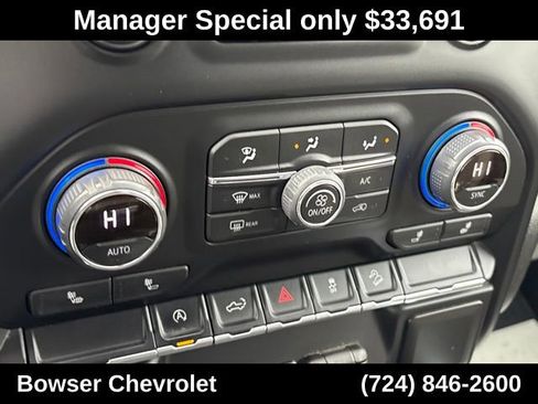 Certified 2022 Chevrolet Silverado 1500 RST image 17