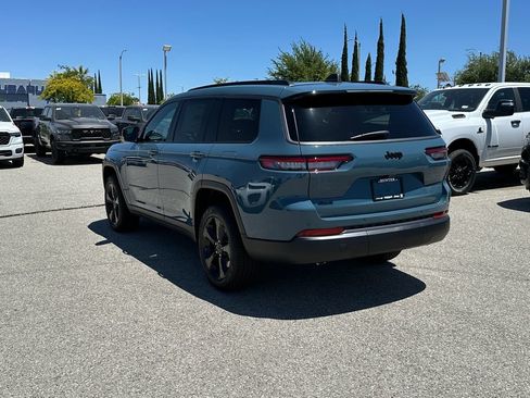 New 2026 Jeep Grand Cherokee L Limited w/ Limited Altitude Package AWD/4WD image 4