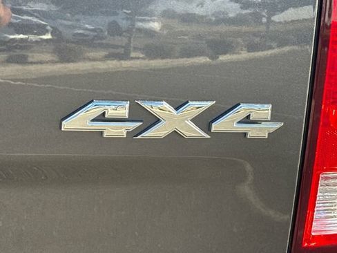 Used 2019 RAM 1500 Tradesman w/ Tradesman SXT Package AWD/4WD image 24