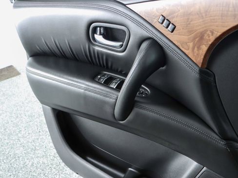 Used 2022 Nissan Armada SL w/ Captain's Chairs Package image 23