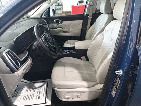 Used 2025 Kia Sorento SX FWD image 15