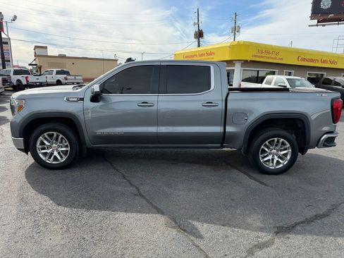Used 2020 GMC Sierra 1500 SLE w/ SLE Value Package AWD/4WD image 2