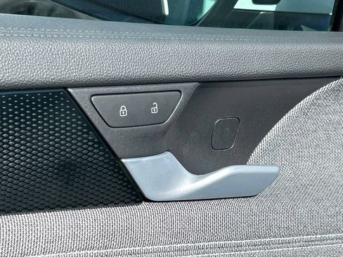 Certified 2026 Volkswagen Tiguan S FWD image 15