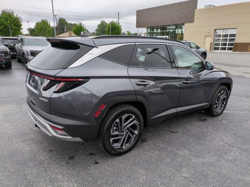 Used 2025 Hyundai Tucson Limited w/ Tow & Go Package AWD/4WD image 7