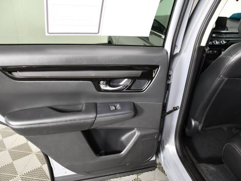 Used 2024 Honda CR-V EX-L image 45