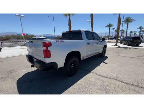 Used 2020 Chevrolet Silverado 1500 LT Trail Boss AWD/4WD image 8