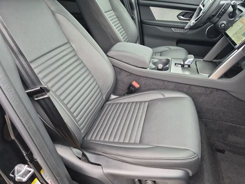 New 2026 Land Rover Discovery Sport Landmark AWD/4WD image 22