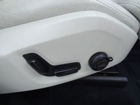 Used 2019 Volvo XC60 T5 Inscription AWD/4WD image 21