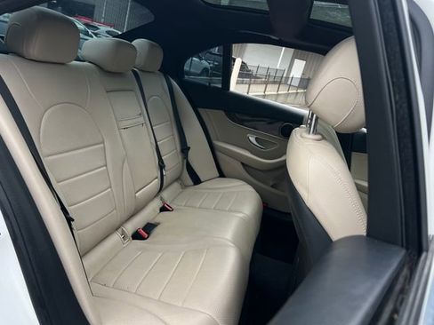 Used 2018 Mercedes-Benz C 300 Sedan w/ Premium Package image 28