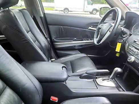 Used 2009 Honda Accord EX-L image 9