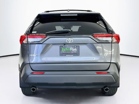 Used 2025 Toyota RAV4 LE AWD/4WD image 7